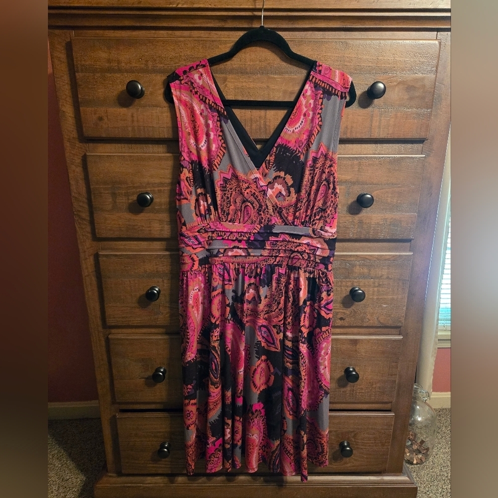 Fashion Bug Vintage Y2K Pasley Sleeveless Empire Waisted Dress.  Size 1X